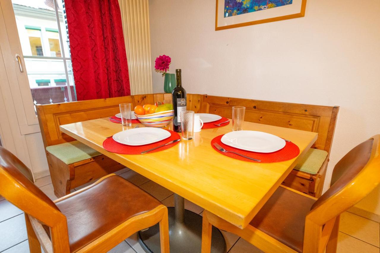 Waldeg 4 Historic House - Holiday Apartment Интерлакен Экстерьер фото